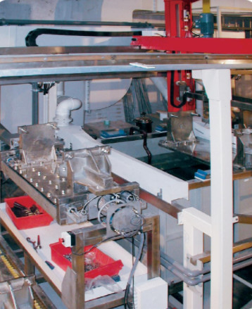 ประเภทการหมุนเวียน Hard Chromium Engineer Plating Line Shock Absorbing Rod